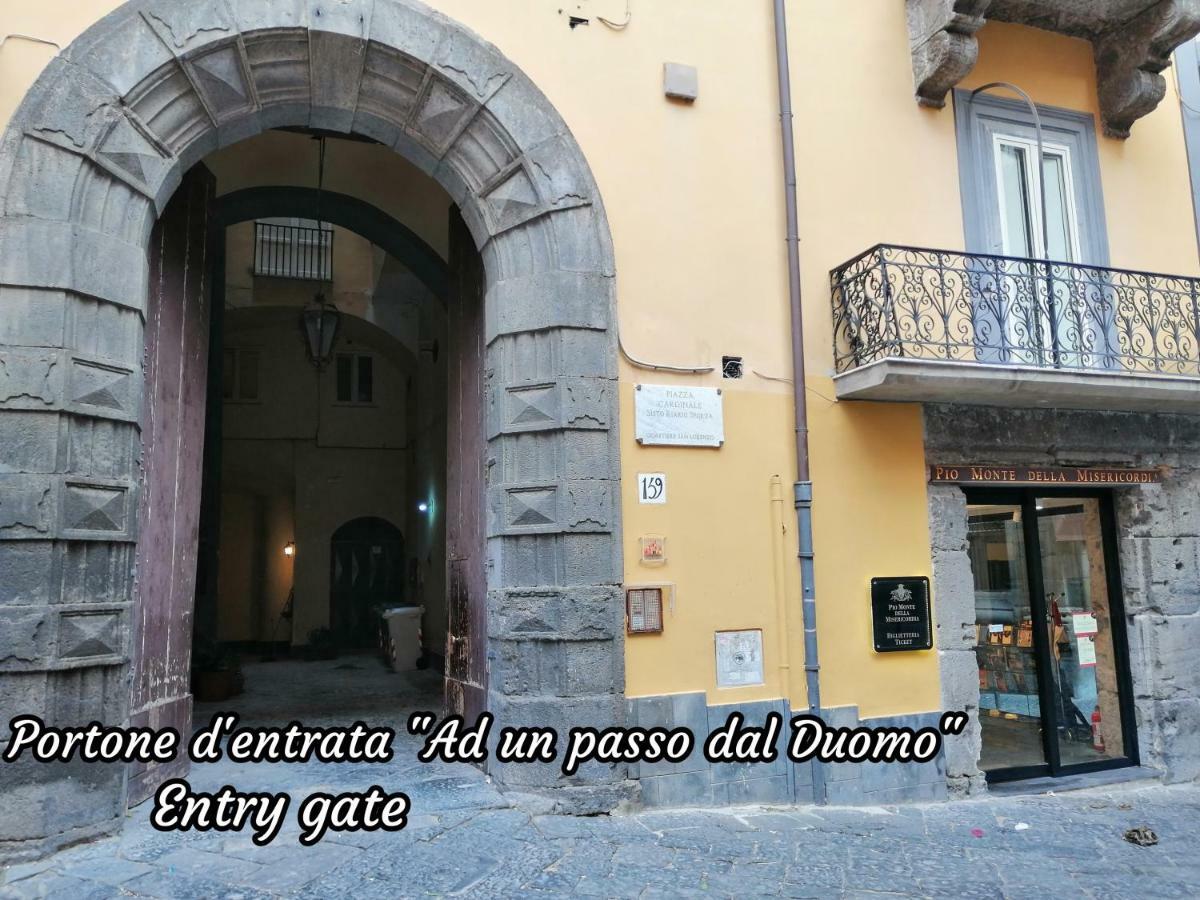 Апартаменты Ad Un Passo Dal Duomo "2" Неаполь Экстерьер фото